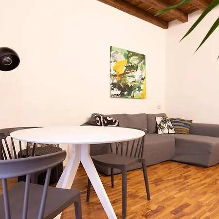 Live Milan In Style Elegant Apartment Near Duomo Exterior photo